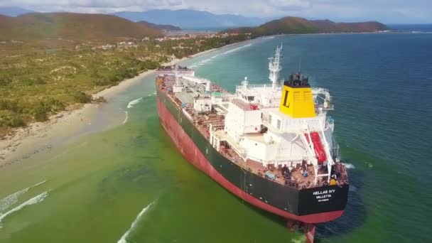 Nha Trang Vietnam Kasım 2017 Üst Dron Görünümü Navlun Tanker — Stok video