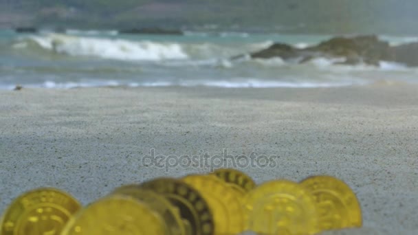 Grandes Olas Espumosas Del Océano Mueven Por Balanceo Bitcoin Modelos — Vídeos de Stock