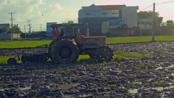 Nha Trang Vietnam Listopadu 2017 Boční Pohled Traktor Výkonný Kultivátor — Stock video