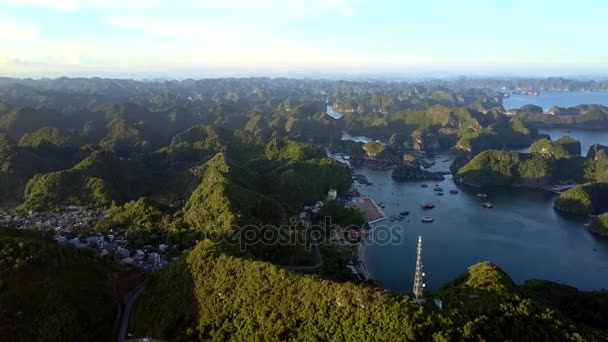 Aerial View Pictorial Ocean Archipelago Towns Villages Large Island Evening — Stock Video