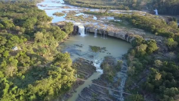 Fantastiskt Övre Panorama Populära Turistiska Vattenfall Dray Nur Med Bron — Stockvideo