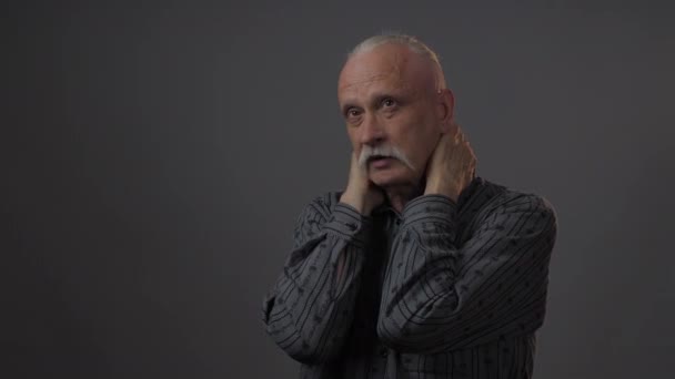 Worried European Mature Man Studio Isolated Dark Background — Stock Video