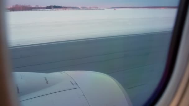 View from window of boundless field during plane taxiing — Stock Video