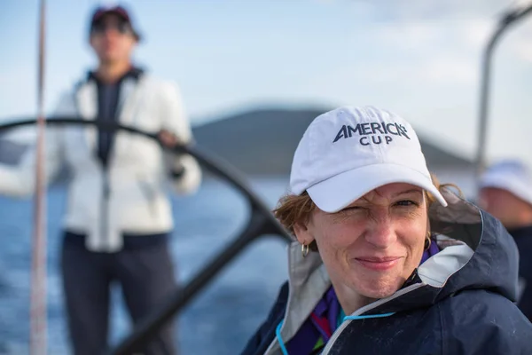 Les marins participent à la régate de voile — Photo