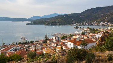 Poros Adası peyzaj