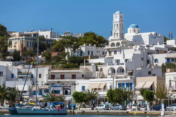 Blick vom Meer auf den Yachthafen — Stockfoto