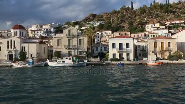 Barcos en puerto griego — Vídeos de Stock