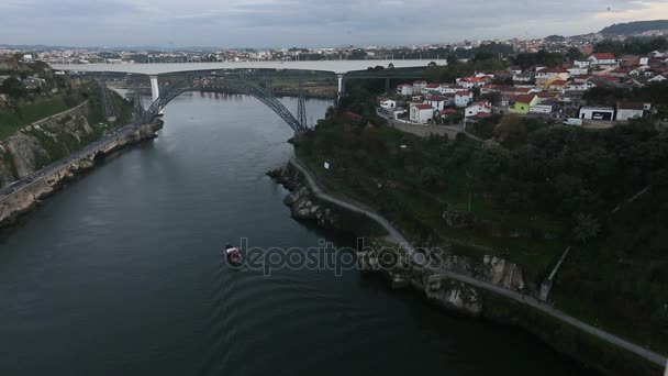 Rio Dora no Porto — Vídeo de Stock