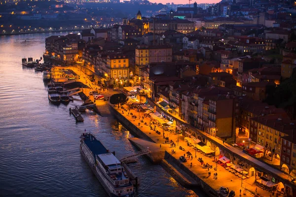 Río Duero y Ribeiro en Oporto — Foto de Stock