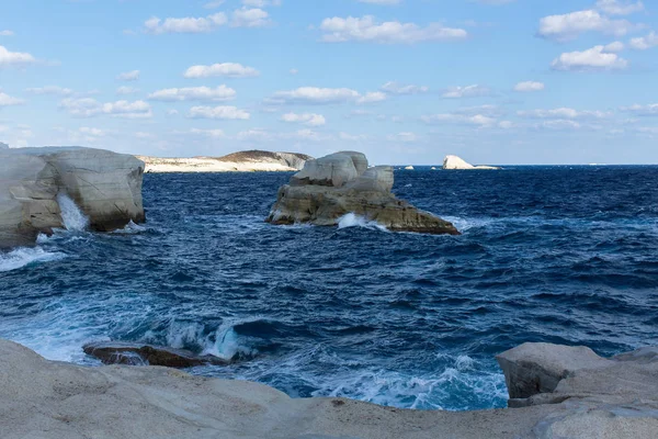 Mineral formations on coastlines Milos island — Stock Photo, Image