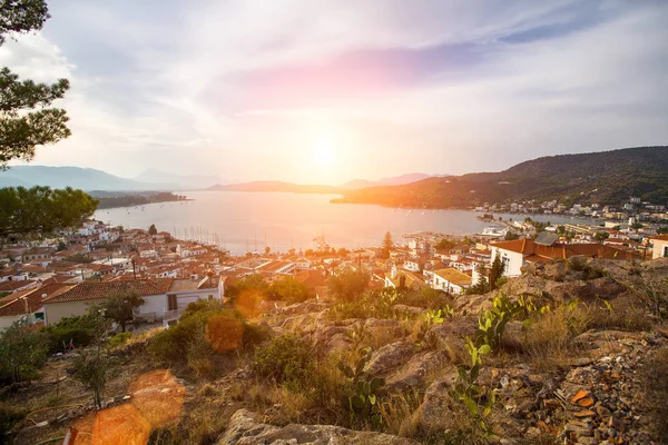 Island of Poros at sunset — Stock Photo, Image