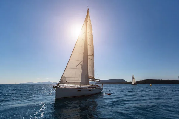 Luxury yachts at the sea — Stock Photo, Image