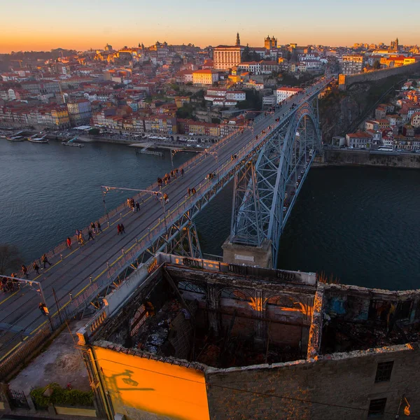 Douro river and Dom Luis I bridge — Stock Photo, Image