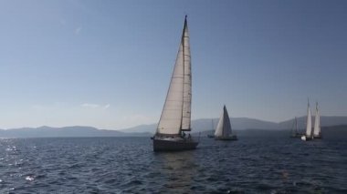 Yunanistan'da Yelkenli Yatlar