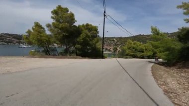 Motosiklet üzerinde binme sürücü 