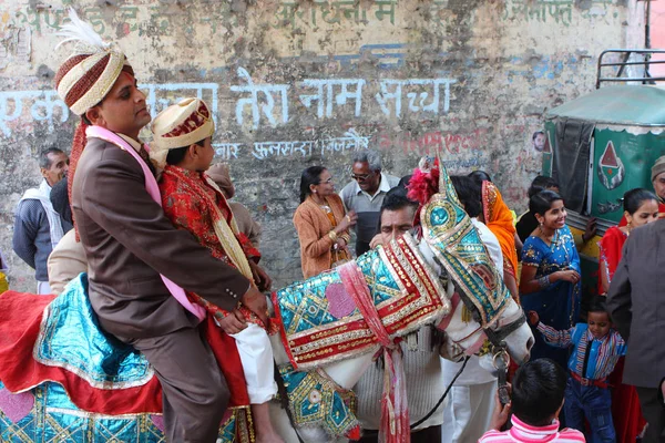 Традиционная индуистская свадьба — стоковое фото