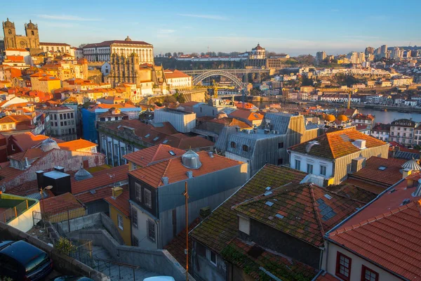 Casas antiguas de Oporto — Foto de Stock