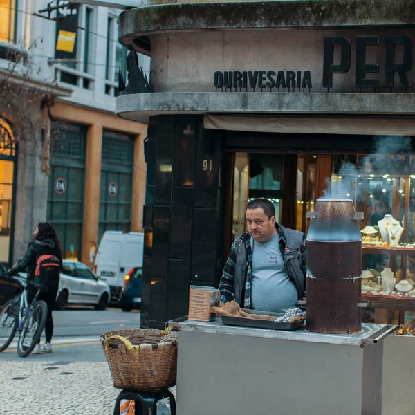 Vendor de rua desconhecido — Fotografia de Stock