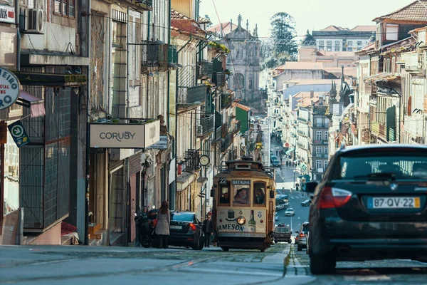 Straat in het centrum van de oude — Stockfoto