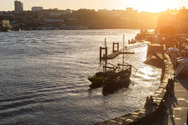 Yachts i floden Douro — Stockfoto