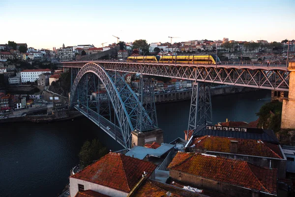 Dom-Ludwig-Brücke — Stockfoto