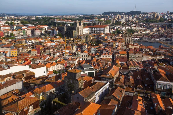 Vista do centro antigo do Porto — Fotografia de Stock
