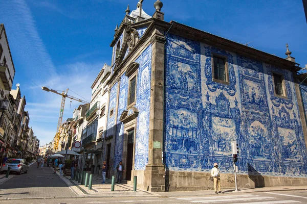 Portugese azulejo tegel op de Capela das Almas — Stockfoto