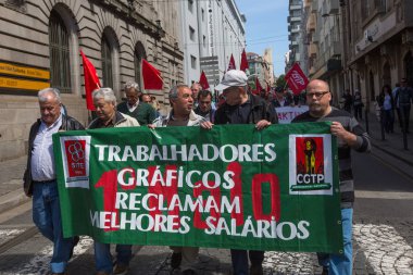 Oporto merkezinde Mayıs günü kutlama