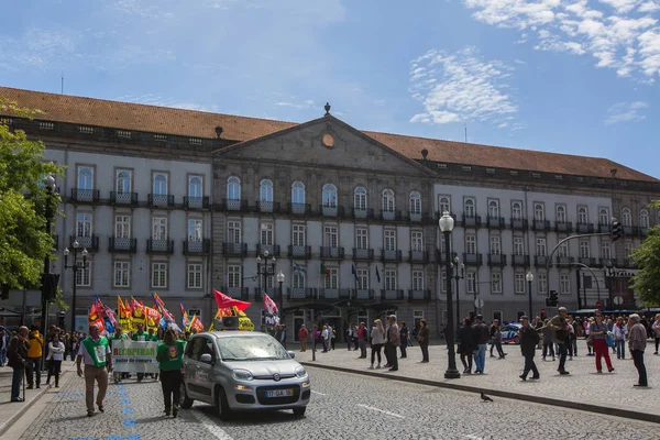 Oporto merkezinde Mayıs günü kutlama — Stok fotoğraf