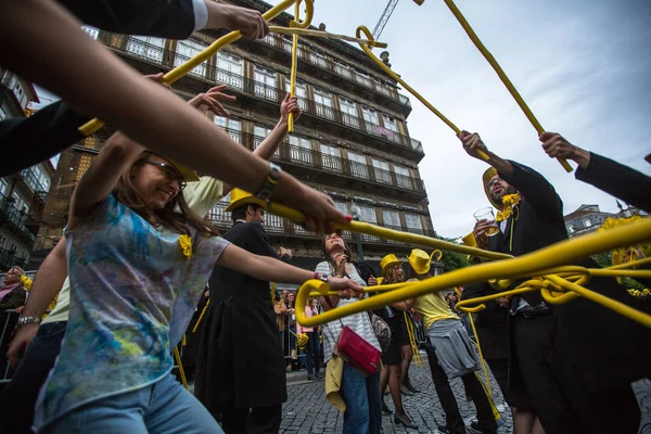 Participants of Queima Das Fitas Parade — Stock Photo, Image