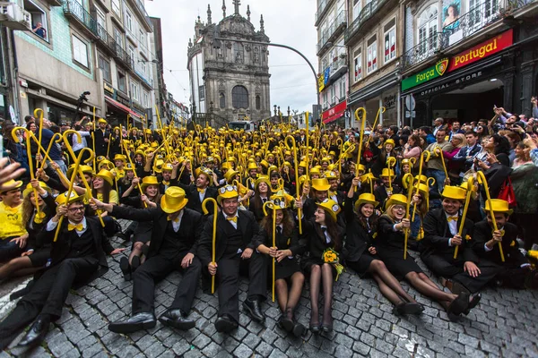Παραδοσιακή γιορτή των μαθητών των πορτογαλικών πανεπιστημίων — Φωτογραφία Αρχείου