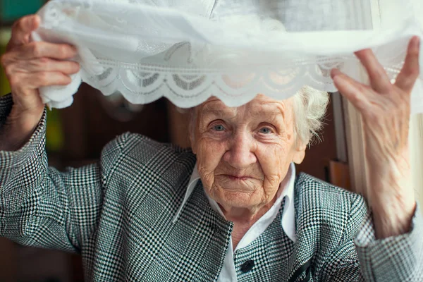 Portrait of elderly woman — Stock Photo, Image