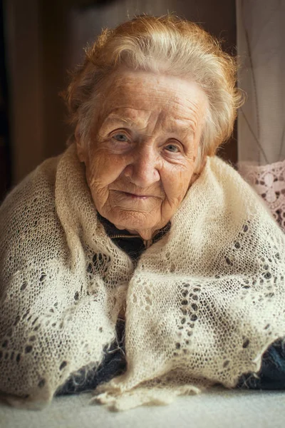 Cheerful elderly woman — Stock Photo, Image