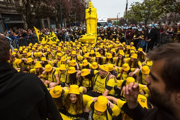 Portekiz üniversiteleri öğrencilerinin geleneksel şenlik — Stok fotoğraf