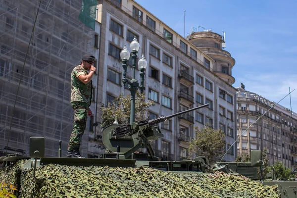 Demonstration of the military equipment — Stock Photo, Image