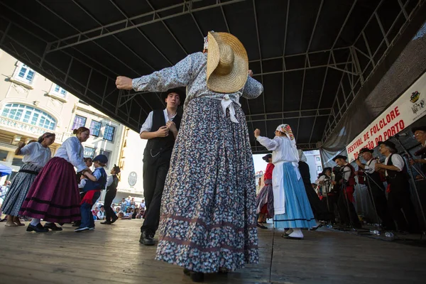 Participantes del festival folclórico de Oporto —  Fotos de Stock