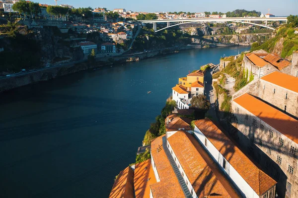Vista Vila Nova de Gaia e rio Douro — Fotografia de Stock