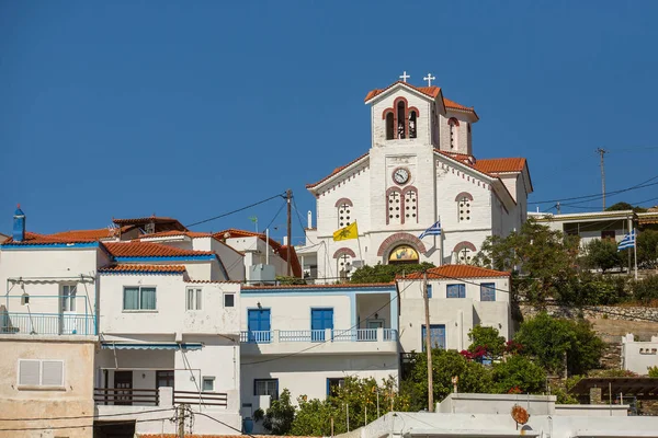 Вид на здания на острове Андрос — стоковое фото