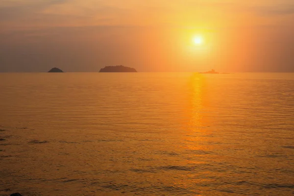 夕日の海の表面 — ストック写真