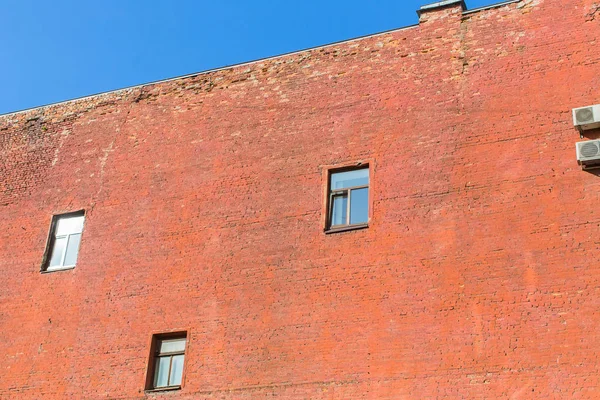 The wall of the house of red brick — Stock Photo, Image