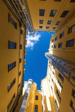Courtyard'ın yapısı şekilleri