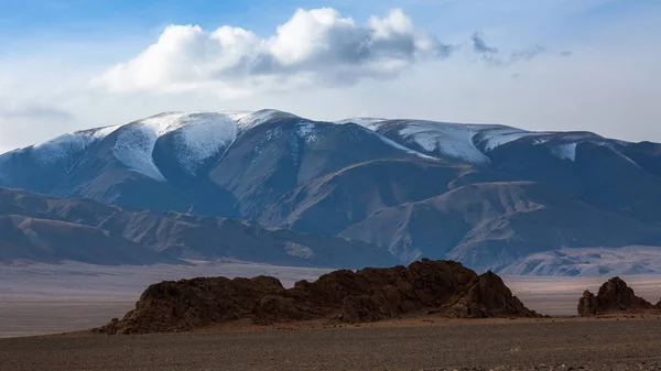 Berge der westlichen Mongolei. — Stockfoto