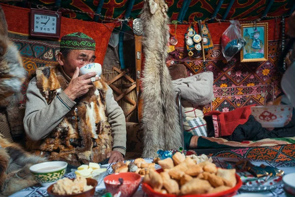 Man from Kazakhs family — Stock Photo, Image