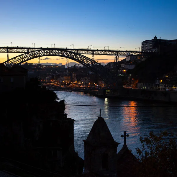 Silhouette of a Dom Luis I bridge — Stock Photo, Image