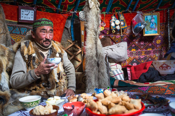 Kazakh family of hunters 