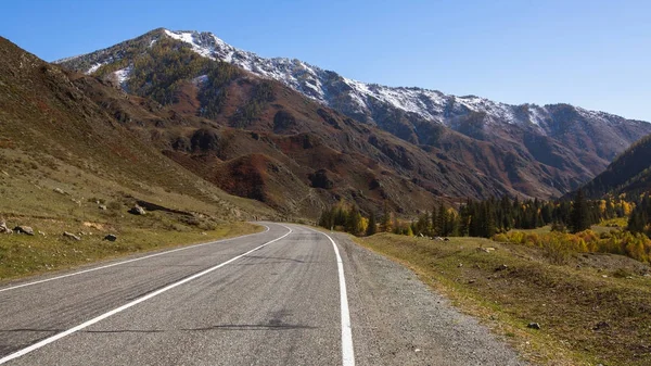Carretera Chuya y Montañas Altai — Foto de Stock