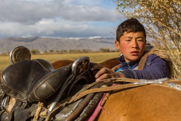 Kazakiska Berkutchi (Eagle hunter) — Stockfoto