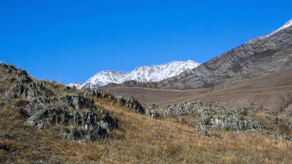 Tract Kalbak-Tash in Altai mountains — Stock Photo, Image