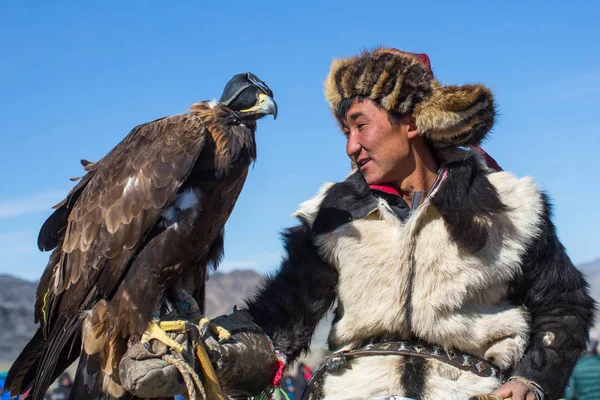 Казахский охотник на орла — стоковое фото