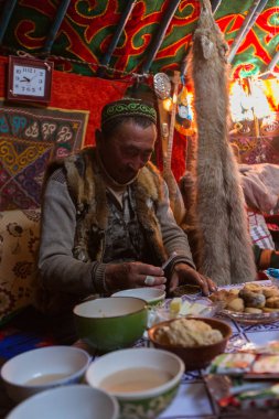Kazaklar aile avcı